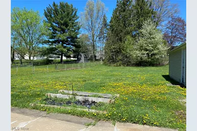 4138 Burkey Road, Austintown, OH 44515 - Photo 4