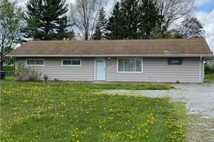 4138 Burkey Rd, Austintown, OH 44515 - Photo 2