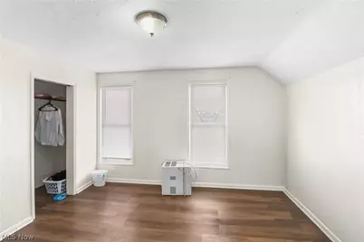 505 Brown Street, Akron, OH 44311 - Photo 2