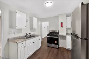 505 Brown St, Akron, OH 44311 - Photo 10