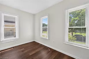 505 Brown St, Akron, OH 44311 - Photo 12