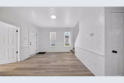511 Brown Street, Akron, OH 44311 - Photo 6