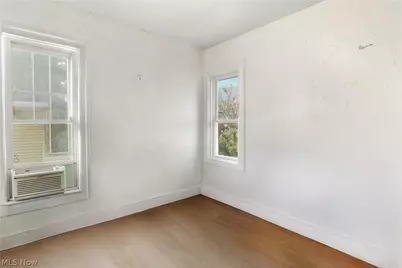 511 Brown Street, Akron, OH 44311 - Photo 8