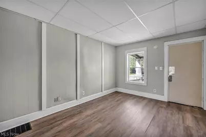 2917 Apple Avenue, Lorain, OH 44055 - Photo 8