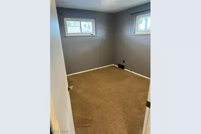 1187 Bonnie Lane, Mayfield Heights, OH 44124 - Photo 10