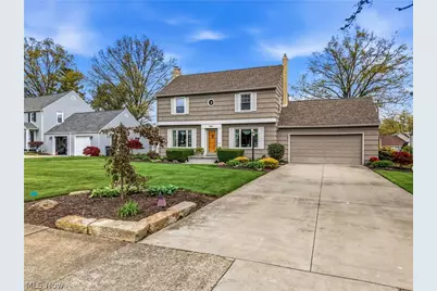 546 Perkinswood Boulevard NE, Warren, OH 44483 - Photo 2