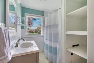 4028 Crestwood St NW, Canton, OH 44708 - Photo 18