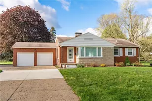 4028 Crestwood St NW, Canton, OH 44708 - Photo 2