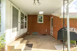 4028 Crestwood St NW, Canton, OH 44708 - Photo 36