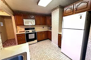 1502 Slusser Rd, Akron, OH 44305 - Photo 6