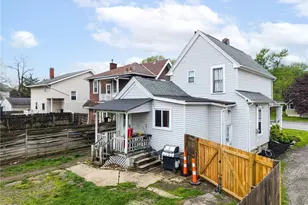 209 Gulf Rd, Elyria, OH 44035 - Photo 4