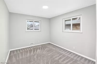 12304 Havana Road, Garfield Heights, OH 44125 - Photo 14
