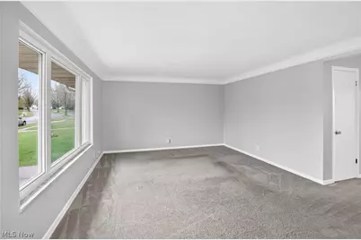 12304 Havana Road, Garfield Heights, OH 44125 - Photo 8