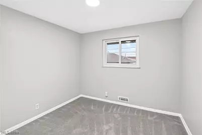 12304 Havana Road, Garfield Heights, OH 44125 - Photo 18