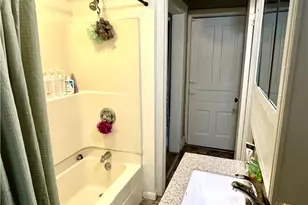 112 Fairview St, West Lafayette, OH 43845 - Photo 12