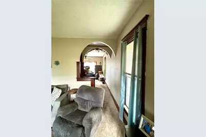 112 Fairview Street, West Lafayette, OH 43845 - Photo 6