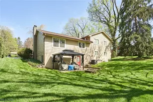 877 Locust Dr, Tallmadge, OH 44278 - Photo 24