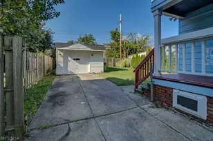 10105 Greenview, Garfield Heights, OH 44125 - Photo 42