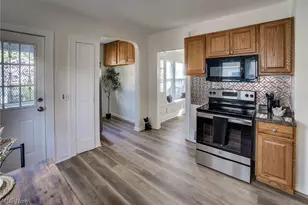 10105 Greenview, Garfield Heights, OH 44125 - Photo 20