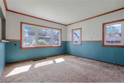808 N 12th Street, Cambridge, OH 43725 - Photo 16