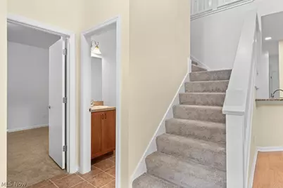 3217 Euclid Heights Boulevard, Cleveland Heights, OH 44118 - Photo 20