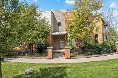 3217 Euclid Heights Boulevard, Cleveland Heights, OH 44118 - Photo 2