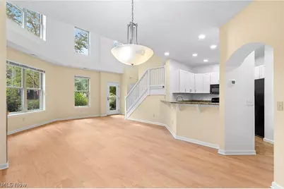 3217 Euclid Heights Boulevard, Cleveland Heights, OH 44118 - Photo 6