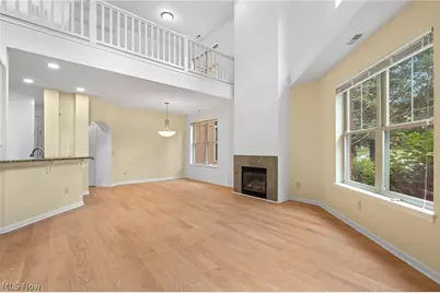 3217 Euclid Heights Boulevard, Cleveland Heights, OH 44118 - Photo 8