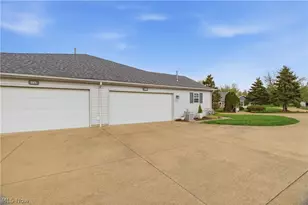 519 Heather Woods Dr, Elyria, OH 44035 - Photo 40
