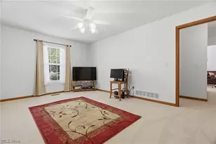 519 Heather Woods Dr, Elyria, OH 44035 - Photo 36