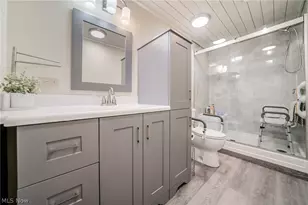 3706 E Baycliffs Dr, Lakeside Marblehead, OH 43440 - Photo 40