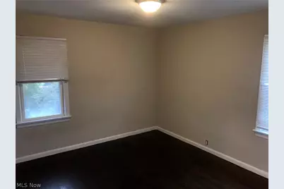 11303 McCracken Road, Garfield Heights, OH 44125 - Photo 6