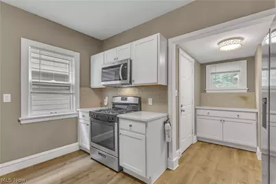 3177 Warren Road, Loveland, OH 44111 - Photo 12