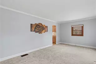 444 Letchworth Dr, Akron, OH 44303 - Photo 8