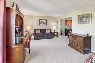 127 Cumberland Ct, Elyria, OH 44035 - Photo 6