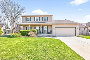 127 Cumberland Ct, Elyria, OH 44035 - Photo 2