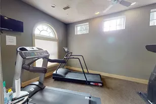 240 Fox Hollow Dr, Mayfield Heights, OH 44124 - Photo 24