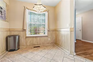 3198 Mariners Island Dr NW, Canton, OH 44708 - Photo 6
