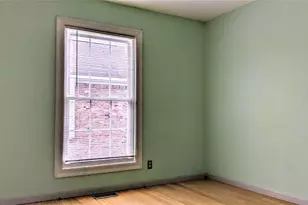 25 Trenton Square, Euclid, OH 44143 - Photo 20