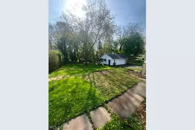 1945 Chatam Street, Cuyahoga Falls, OH 44221 - Photo 24