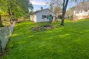 1945 Chatam St, Cuyahoga Falls, OH 44221 - Photo 26