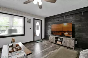 59 W Tucker Ave, Shelby, OH 44875 - Photo 6