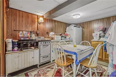 1377 E 28th Street, Ashtabula, OH 44004 - Photo 24