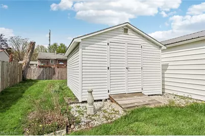 1377 E 28th Street, Ashtabula, OH 44004 - Photo 32