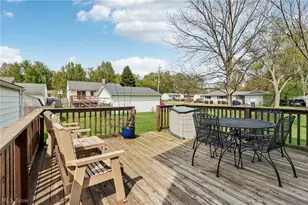1377 E 28th St, Ashtabula, OH 44004 - Photo 8