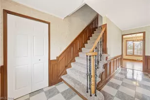 2300 Green Acres Dr, Parma, OH 44134 - Photo 2