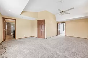 2300 Green Acres Dr, Parma, OH 44134 - Photo 28