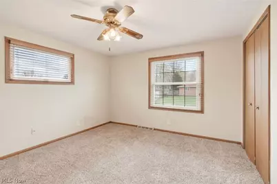 2300 Green Acres Drive, Parma, OH 44134 - Photo 22