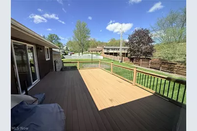 917 3rd Street NE, New Philadelphia, OH 44663 - Photo 4