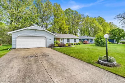 6151 Hickory Trail, North Ridgeville, OH 44039 - Photo 2
